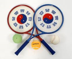 Multiplayer-Set - 2 Rackets, 3 Bälle, Ballpumpe und Tasche